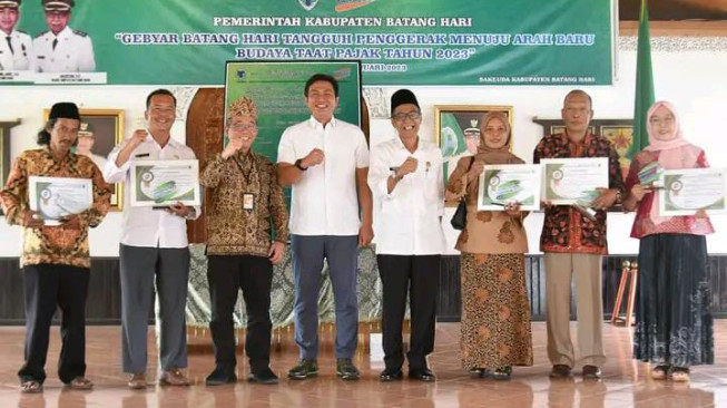 Bupati Fadhil Buka Gebyar Batanghari Tangguh, Budaya Taat Pajak 2023