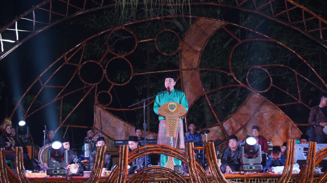 Bupati Batanghari Hadiri Festival Kenduri Swarnabumi di Kecamatan Bajubang